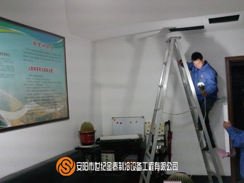 風(fēng)機(jī)盤(pán)管清洗